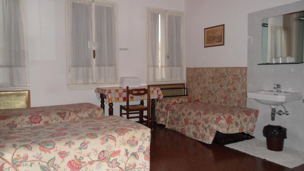 ונציה Hotel Locanda Ca' Foscari חדר תמונה