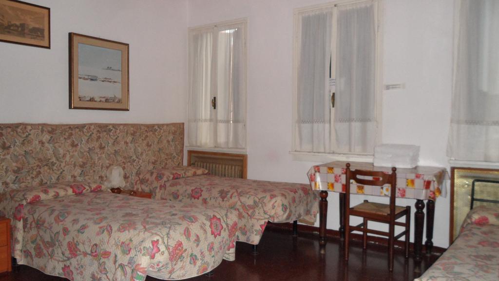 ונציה Hotel Locanda Ca' Foscari חדר תמונה