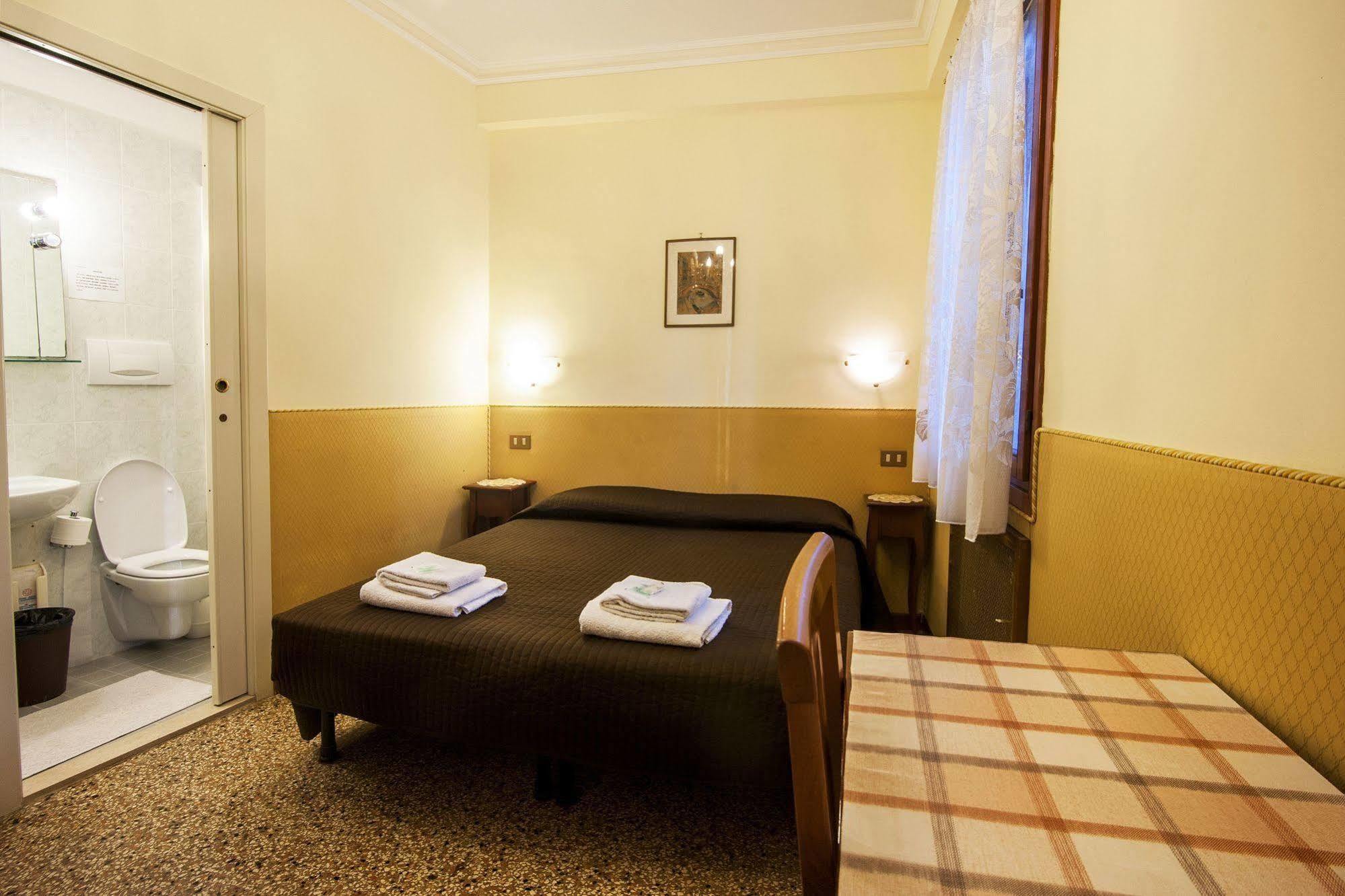 ונציה Hotel Locanda Ca' Foscari מראה חיצוני תמונה