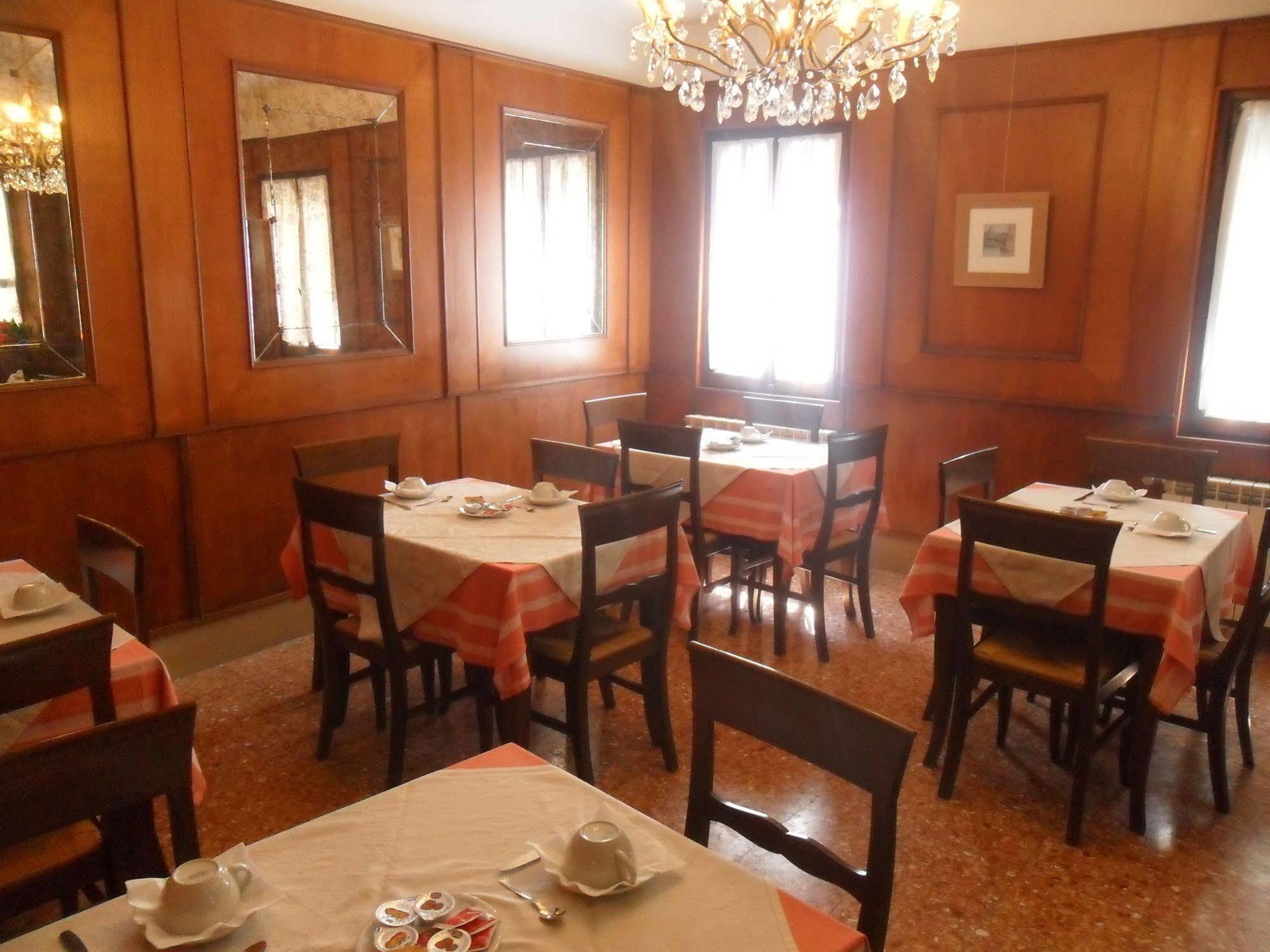 ונציה Hotel Locanda Ca' Foscari מראה חיצוני תמונה