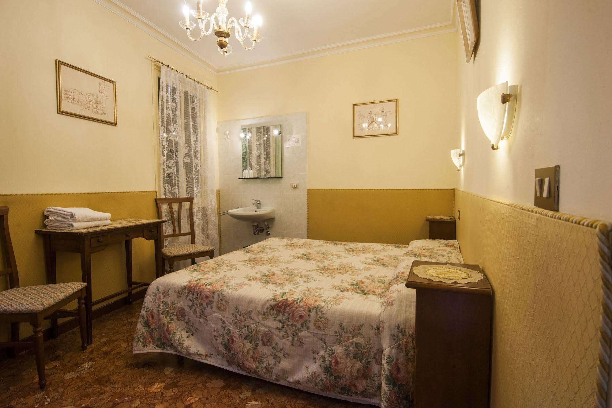 ונציה Hotel Locanda Ca' Foscari מראה חיצוני תמונה