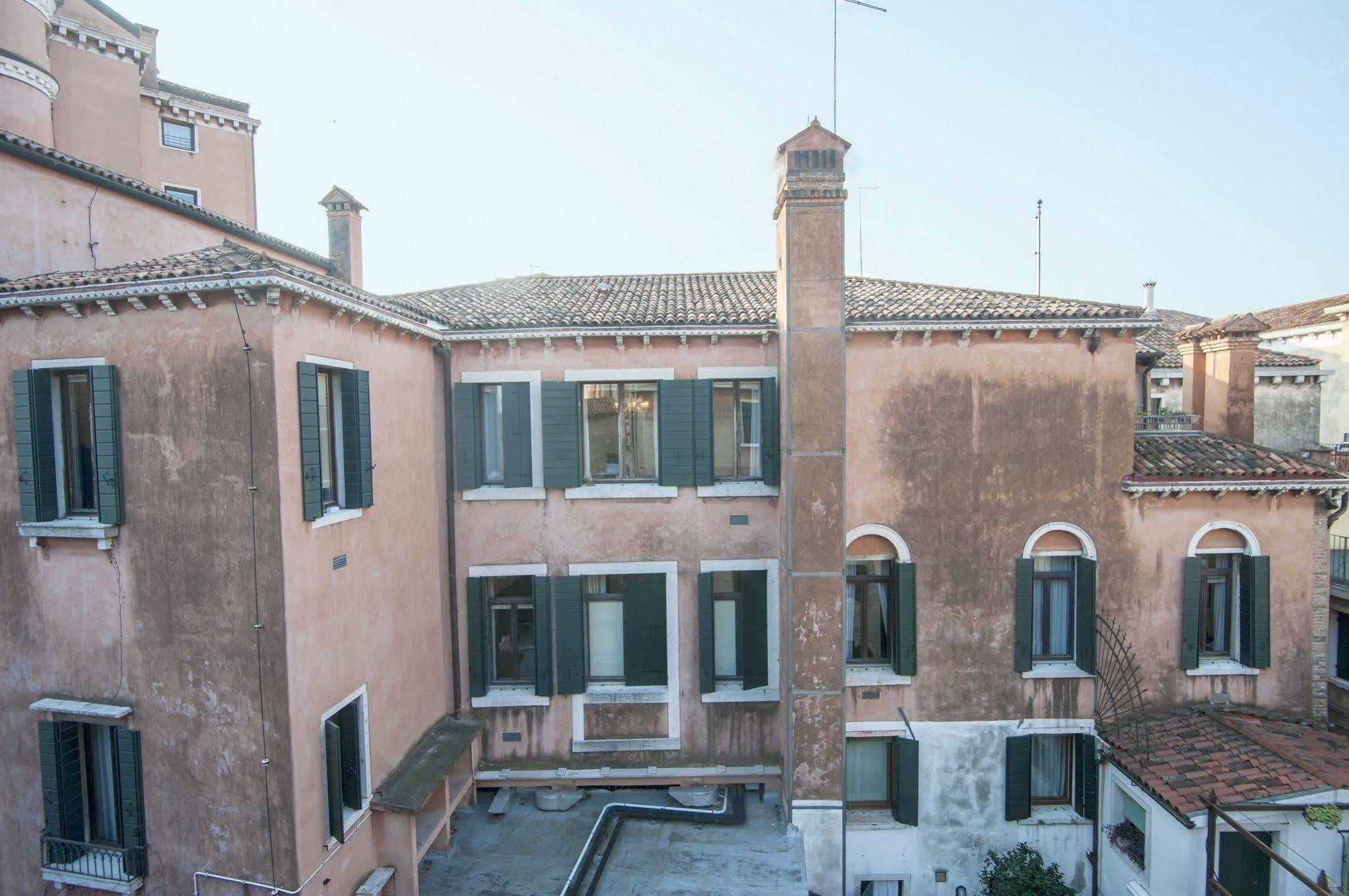 ונציה Hotel Locanda Ca' Foscari מראה חיצוני תמונה