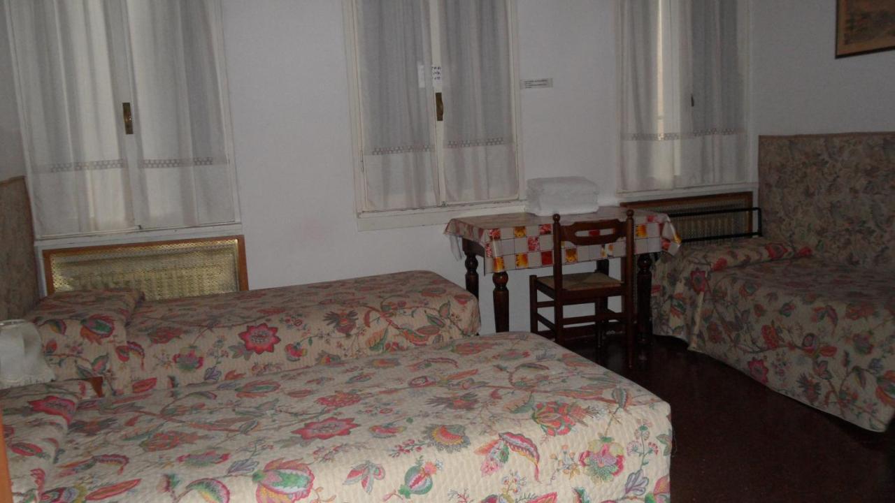 ונציה Hotel Locanda Ca' Foscari חדר תמונה